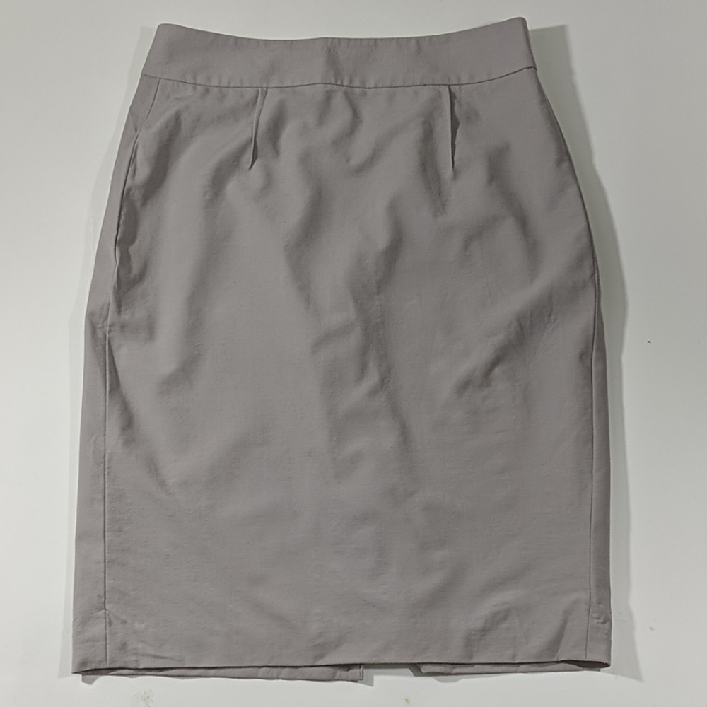 Ann Taylor skirt size 2 light purple L12